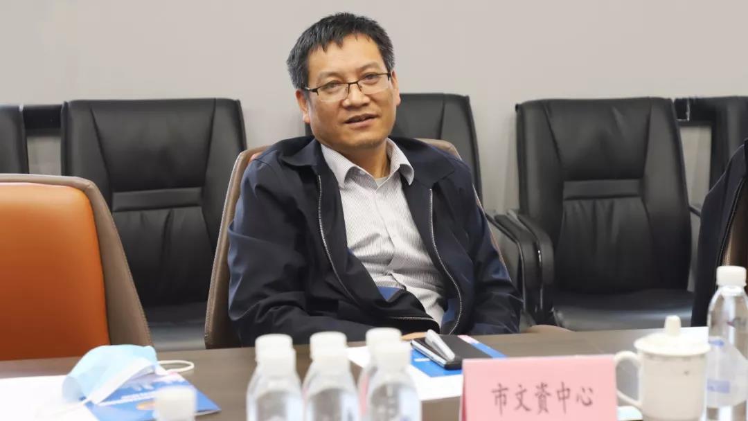 处长常泽鲲,北京动漫游戏产业协会秘书长刘春刚等领导出席了挂牌仪式